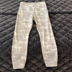 Athleta Elation Leggings. Size S